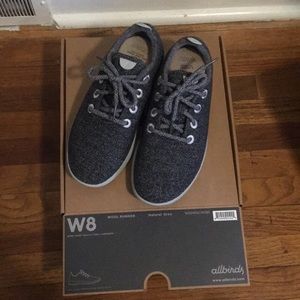 BRAND NEW Women’s Allbird wool runners